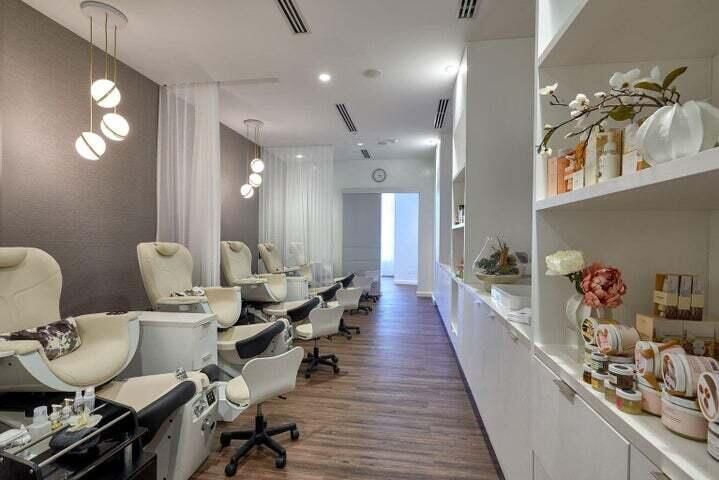 For Sale: $7,950,000 (4 beds, 5 baths, 5800 Square Feet)