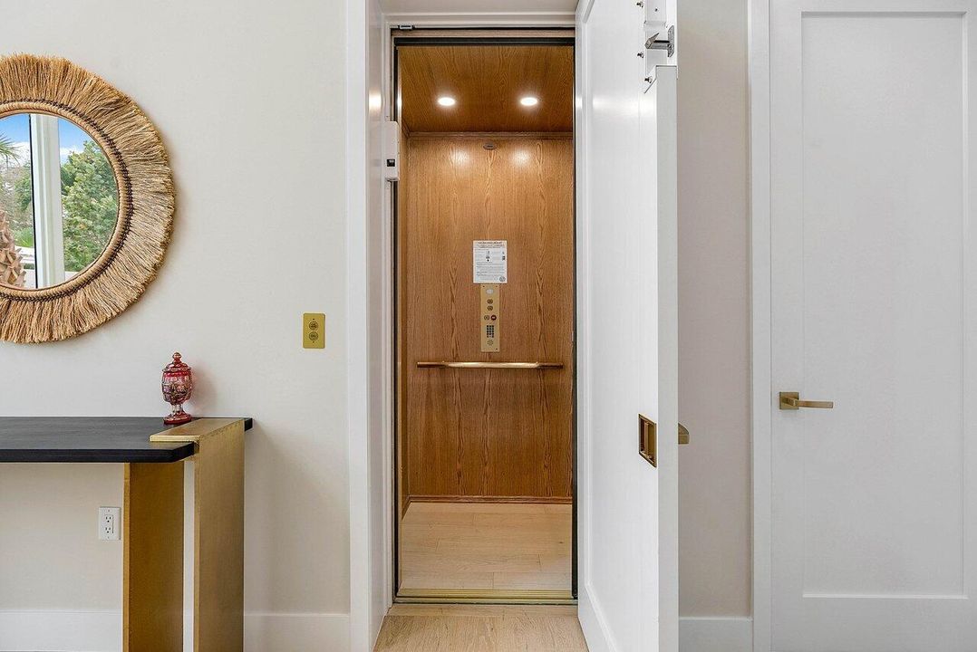 For Rent: $24,500 (3 beds, 3 baths, 3046 Square Feet)