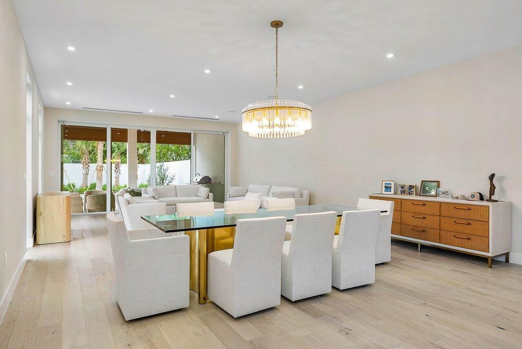 For Rent: $24,500 (3 beds, 3 baths, 3046 Square Feet)