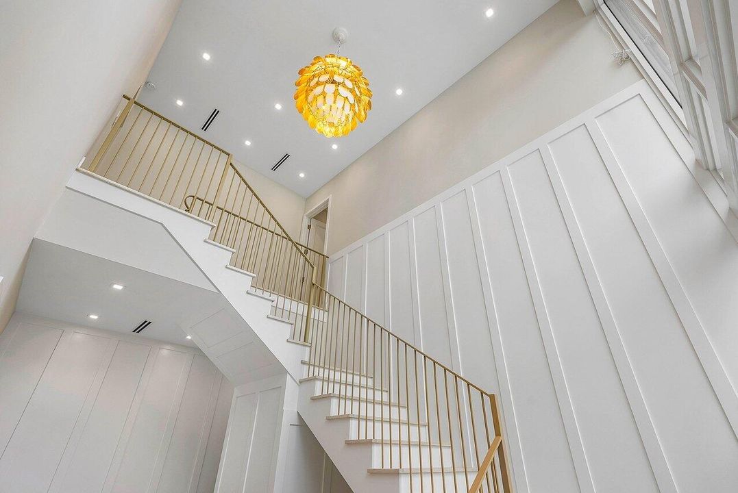 For Rent: $24,500 (3 beds, 3 baths, 3046 Square Feet)