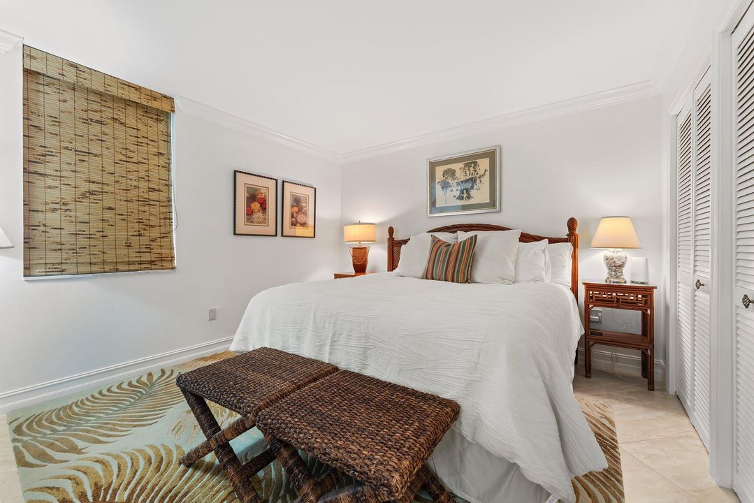 For Sale: $1,750,000 (3 beds, 2 baths, 1800 Square Feet)