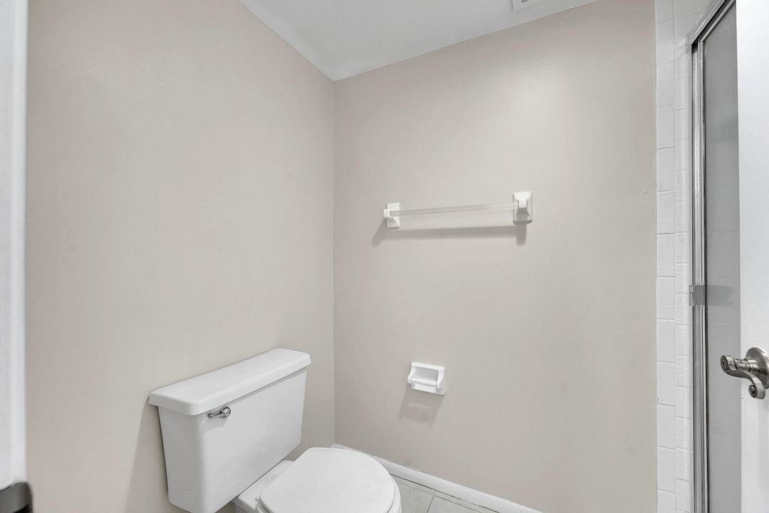 Activo con contrato: $160,000 (2 camas, 2 baños, 874 Pies cuadrados)