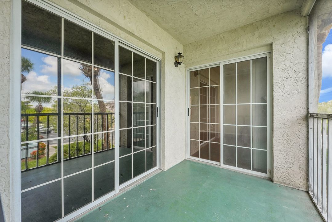 Activo con contrato: $160,000 (2 camas, 2 baños, 874 Pies cuadrados)