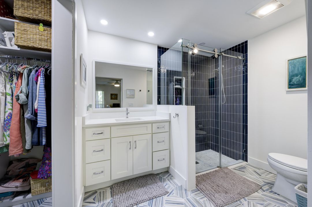 For Sale: $396,500 (2 beds, 2 baths, 1299 Square Feet)