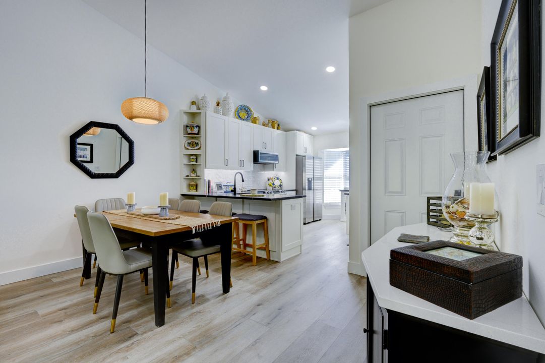 For Sale: $396,500 (2 beds, 2 baths, 1299 Square Feet)