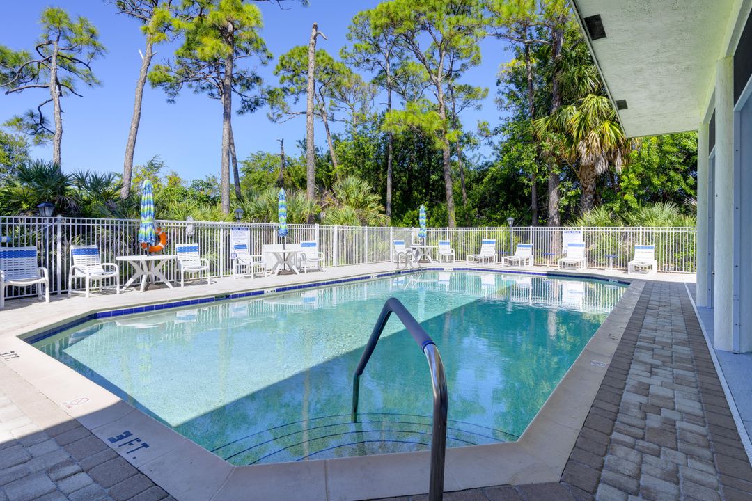 For Sale: $396,500 (2 beds, 2 baths, 1299 Square Feet)