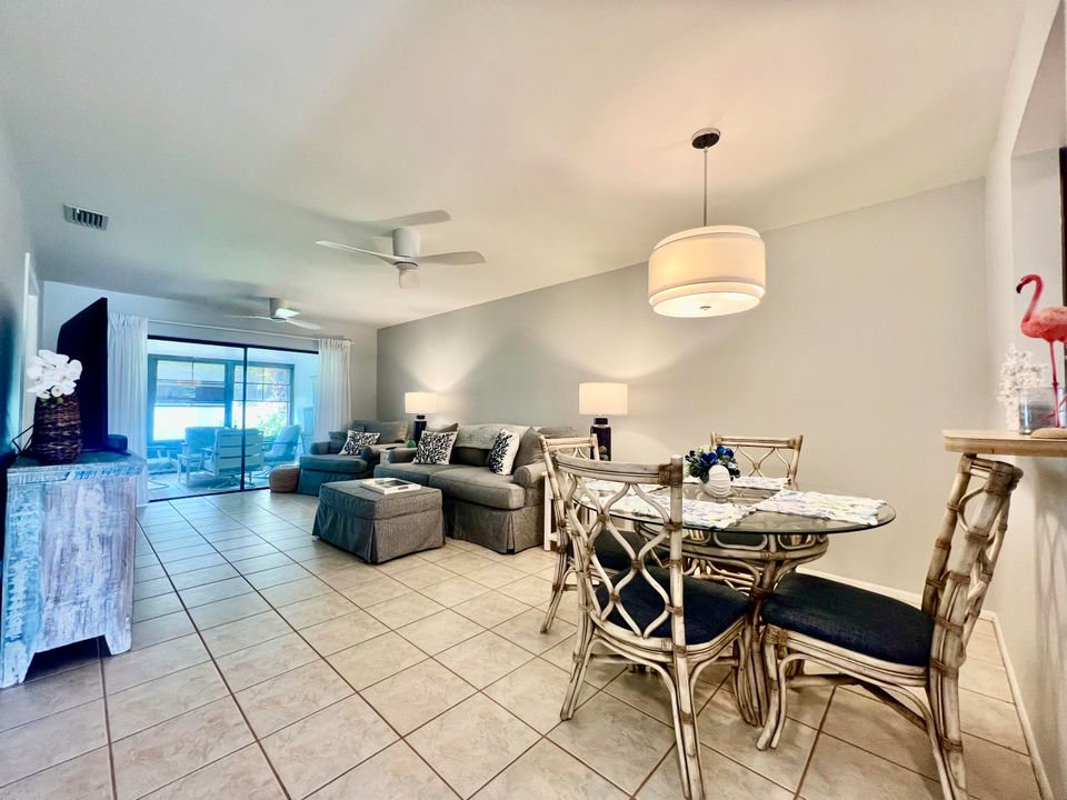 Activo con contrato: $165,000 (2 camas, 2 baños, 1078 Pies cuadrados)