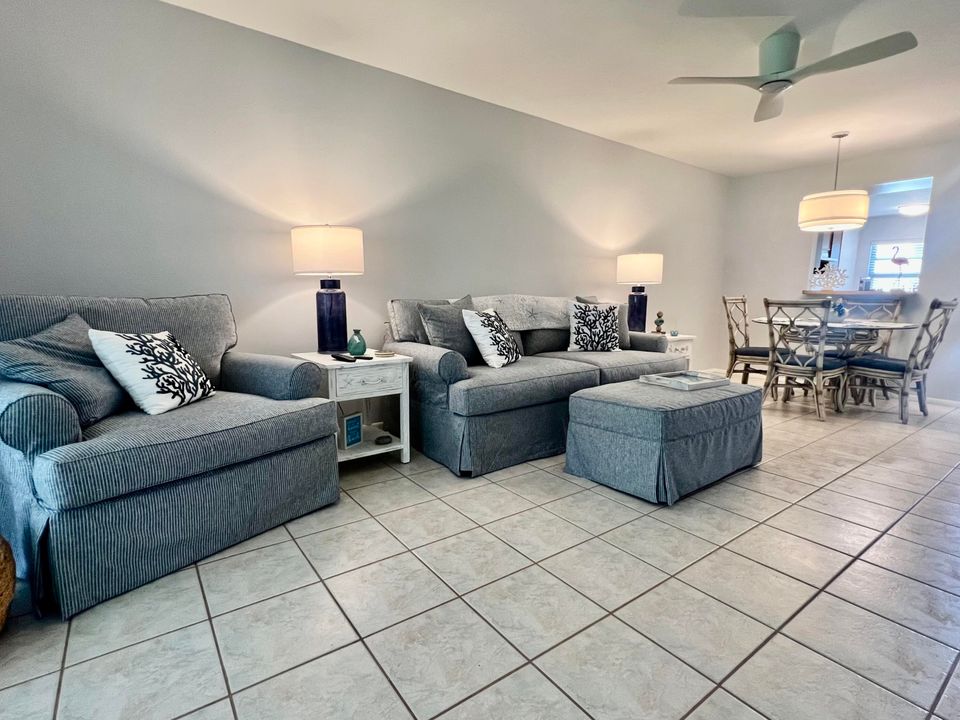 Activo con contrato: $165,000 (2 camas, 2 baños, 1078 Pies cuadrados)