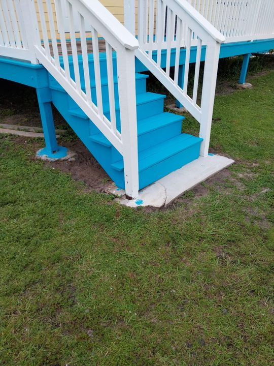 Activo con contrato: $298,000 (4 camas, 2 baños, 1152 Pies cuadrados)