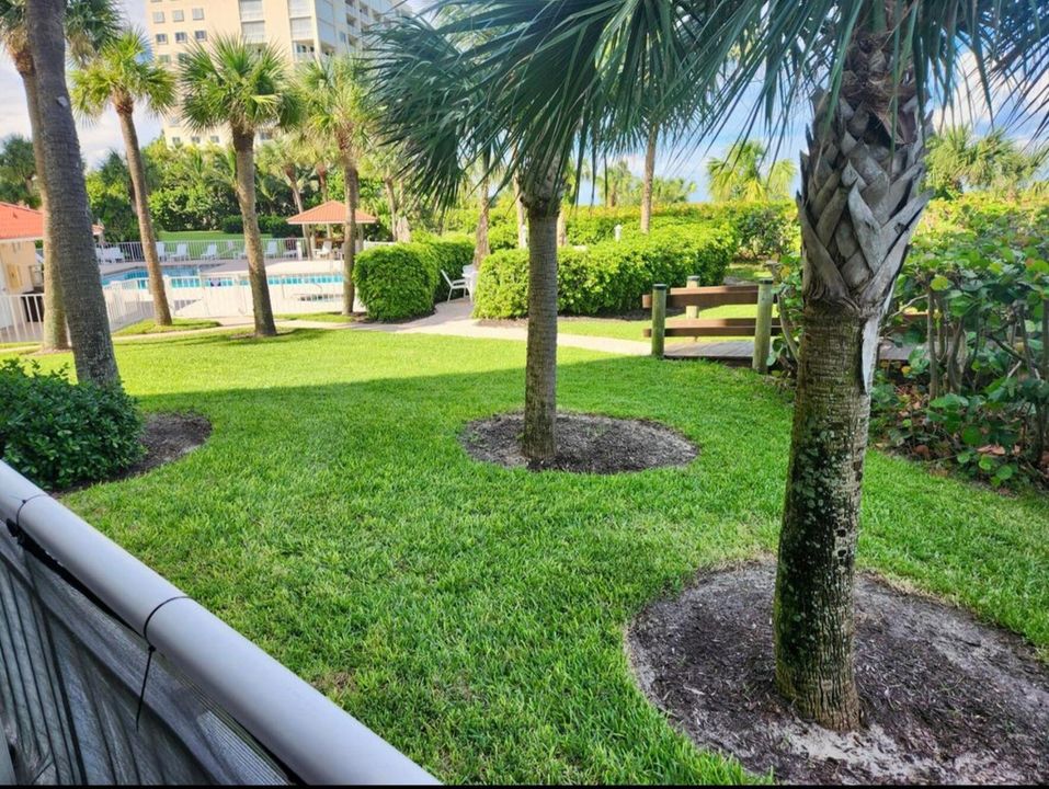 For Rent: $2,800 (2 beds, 2 baths, 1239 Square Feet)