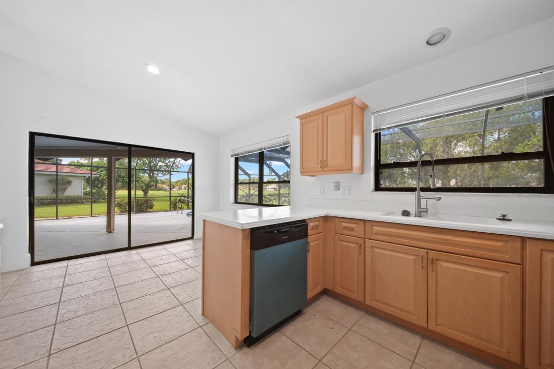 出租: $3,600 (3 贝兹, 2 浴室, 1734 平方英尺)