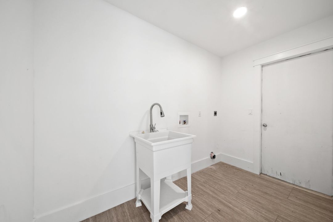 出租: $3,600 (3 贝兹, 2 浴室, 1734 平方英尺)