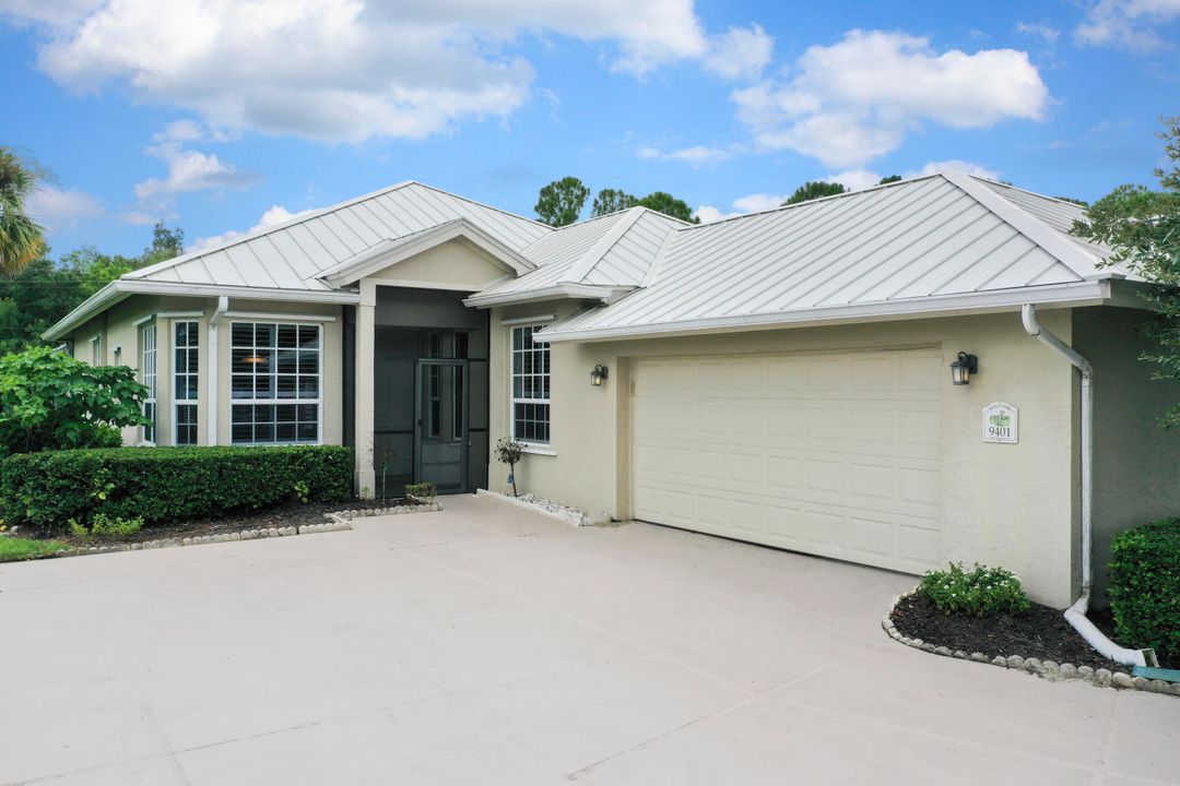 Recently Sold: $449,000 (3 beds, 2 baths, 1929 Square Feet)