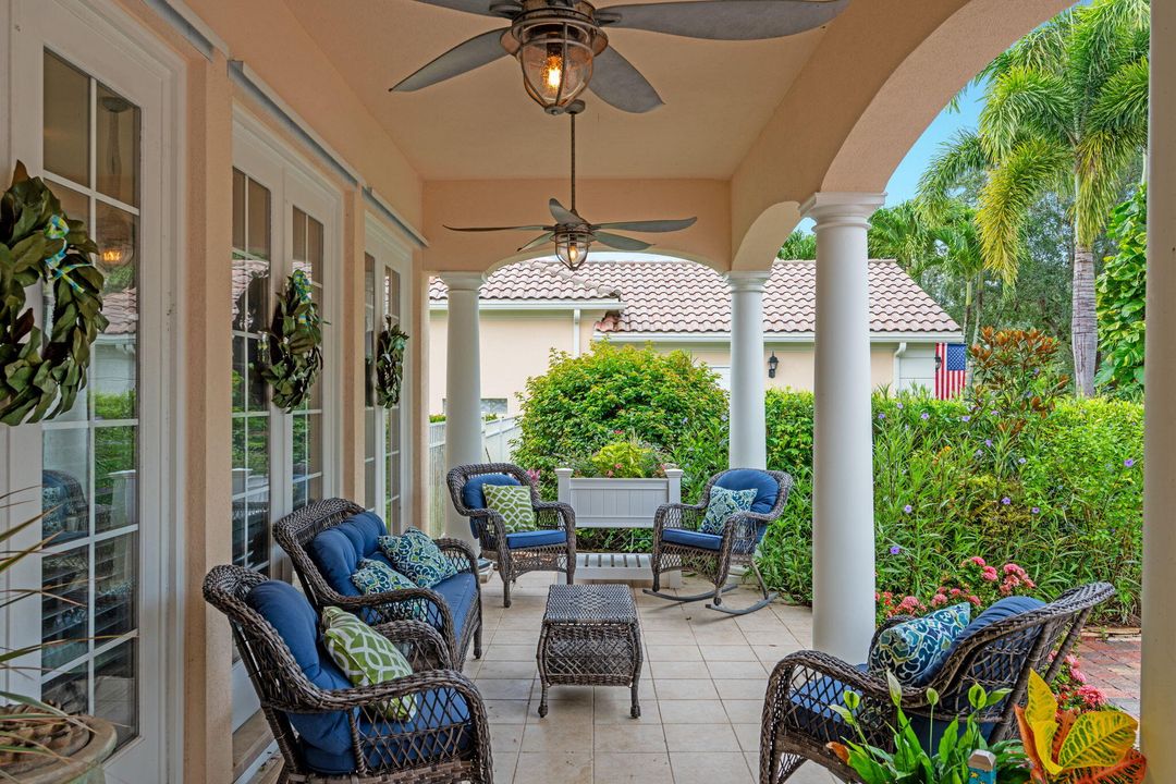 For Sale: $855,000 (4 beds, 3 baths, 2493 Square Feet)