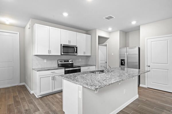 В аренду: $3,000 (3 спален, 2 ванн, 1804 Квадратных фут)