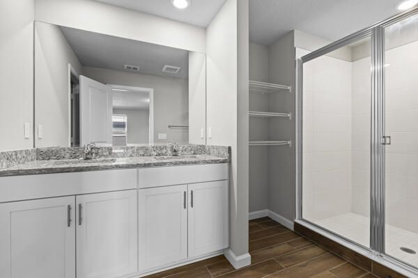 В аренду: $3,000 (3 спален, 2 ванн, 1804 Квадратных фут)