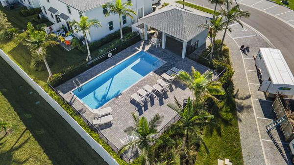 В аренду: $3,000 (3 спален, 2 ванн, 1804 Квадратных фут)