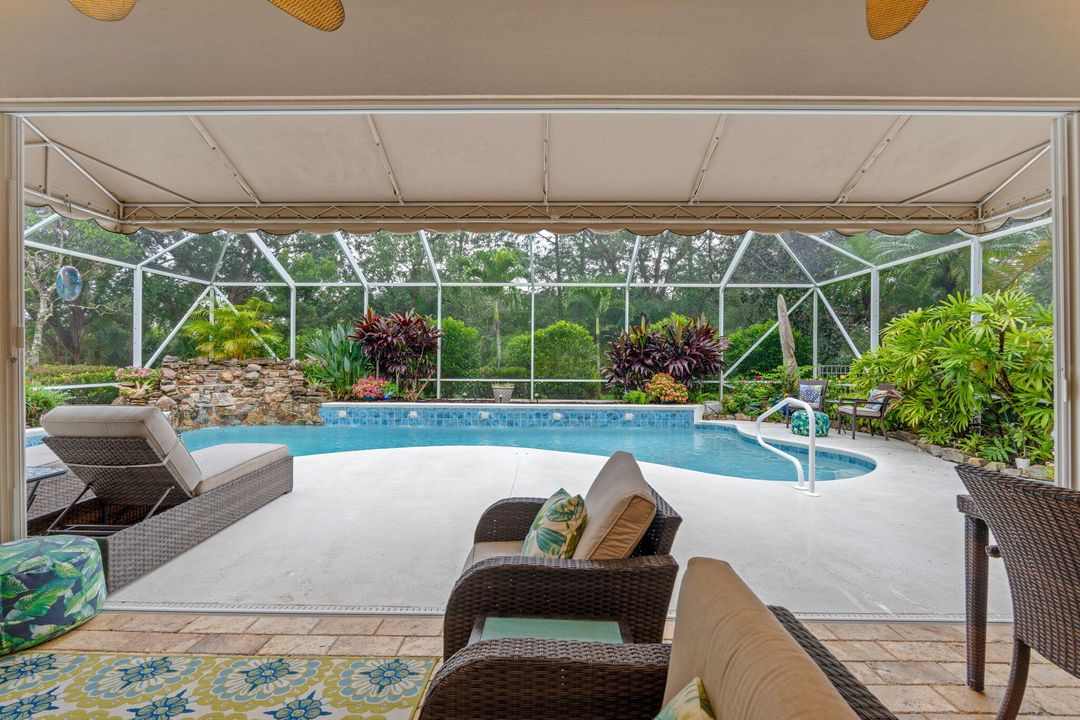 For Sale: $855,000 (4 beds, 3 baths, 2493 Square Feet)