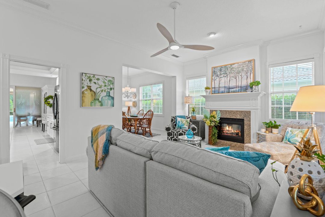 For Sale: $855,000 (4 beds, 3 baths, 2493 Square Feet)