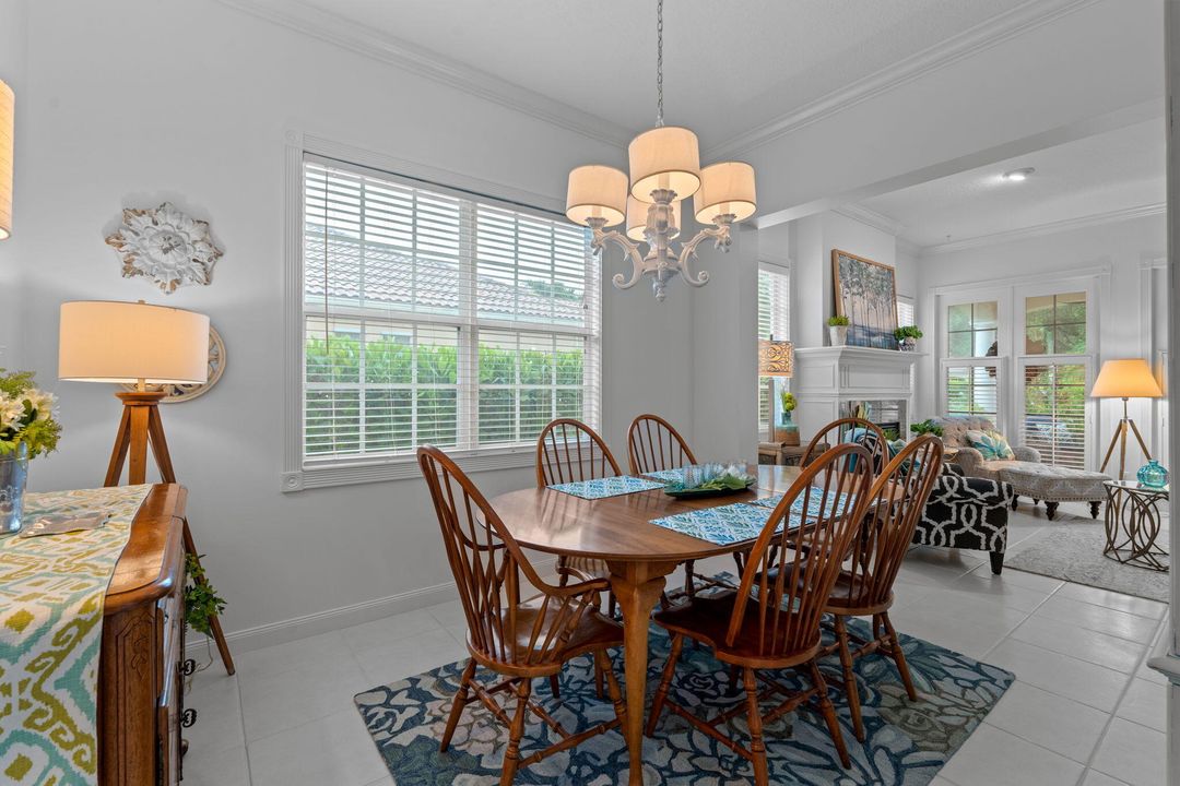 For Sale: $855,000 (4 beds, 3 baths, 2493 Square Feet)