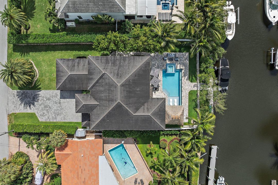 На продажу: $4,395,000 (6 спален, 4 ванн, 4271 Квадратных фут)