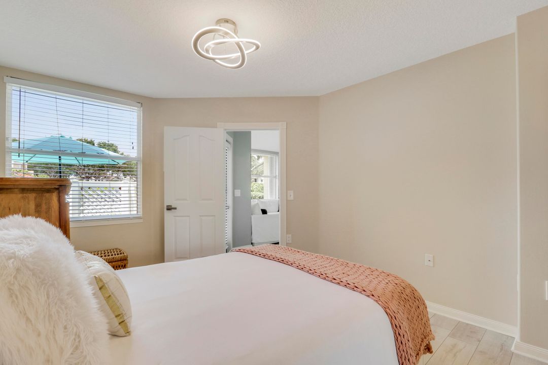 合同活跃: $338,500 (3 贝兹, 2 浴室, 1386 平方英尺)