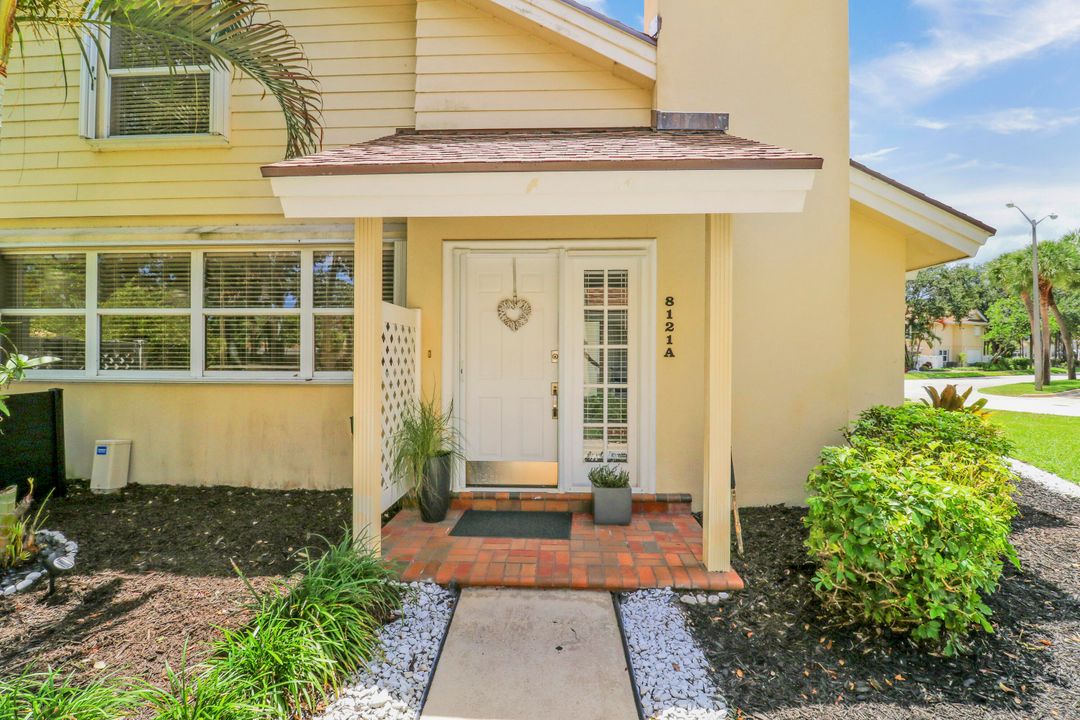 合同活跃: $338,500 (3 贝兹, 2 浴室, 1386 平方英尺)