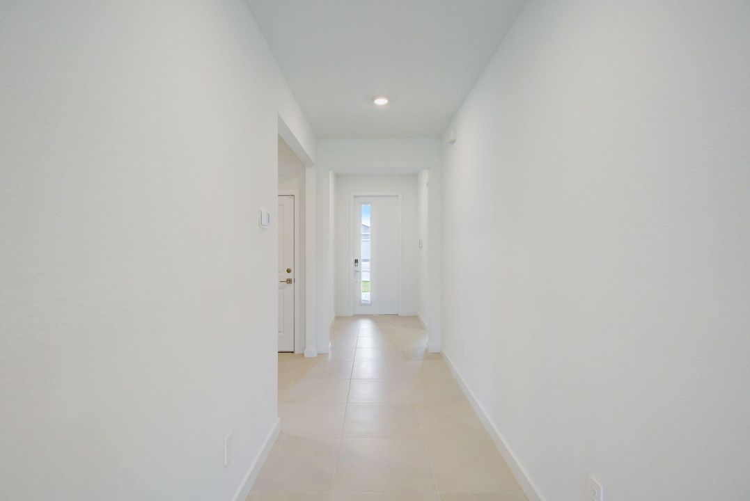 For Rent: $3,800 (4 beds, 2 baths, 2033 Square Feet)