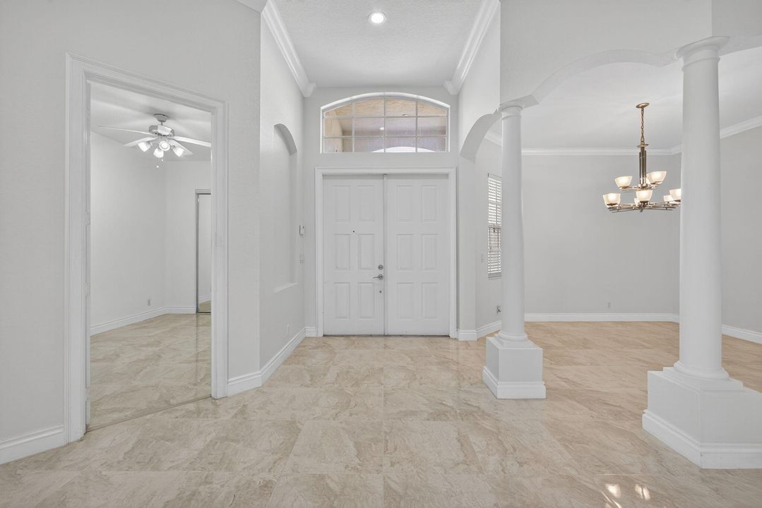 Под контрактом: $899,000 (5 спален, 3 ванн, 3066 Квадратных фут)