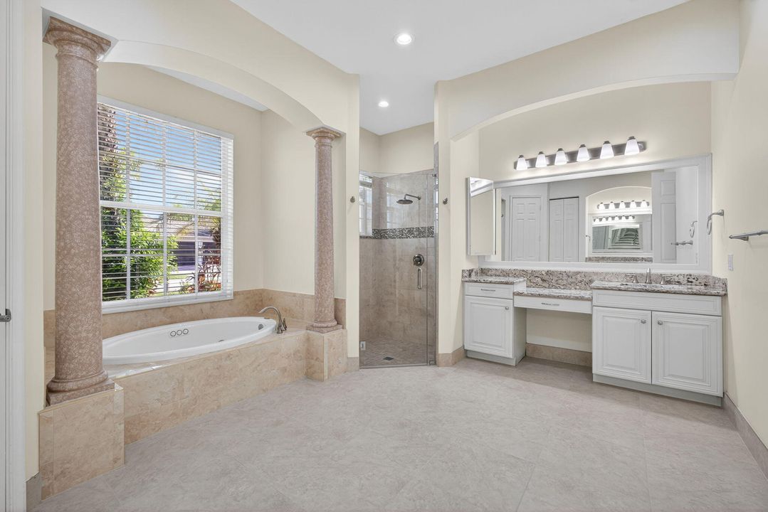 Под контрактом: $899,000 (5 спален, 3 ванн, 3066 Квадратных фут)