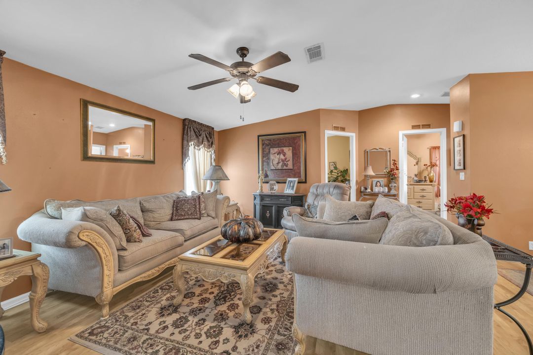 For Sale: $135,000 (3 beds, 2 baths, 1313 Square Feet)