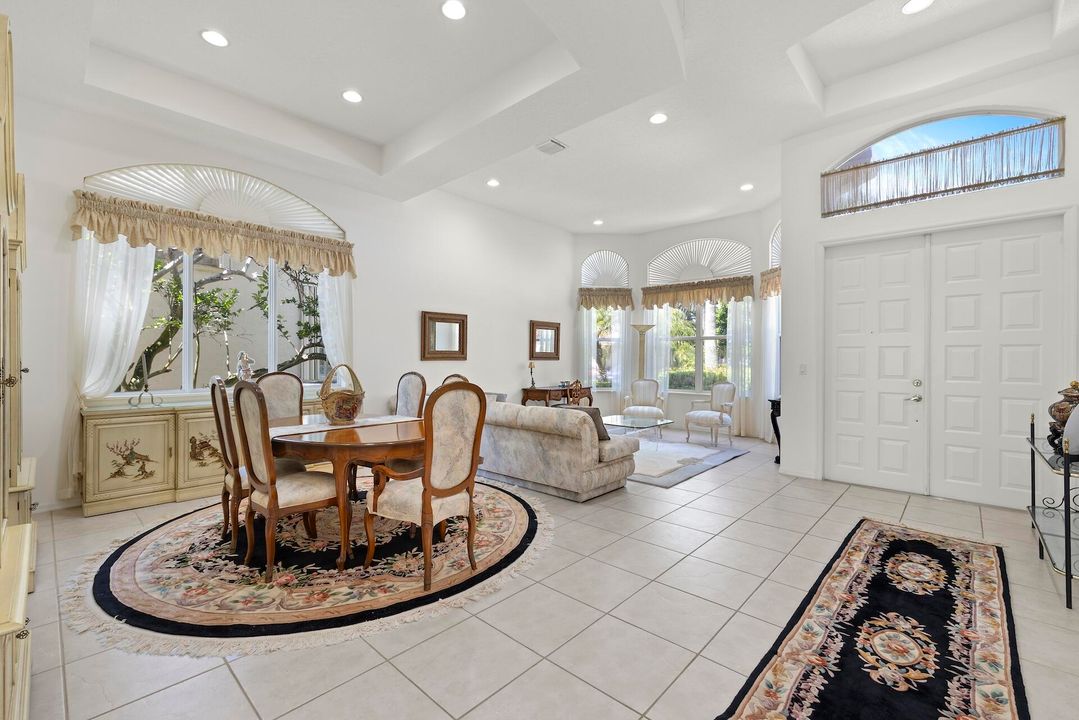 For Sale: $580,000 (3 beds, 2 baths, 2515 Square Feet)