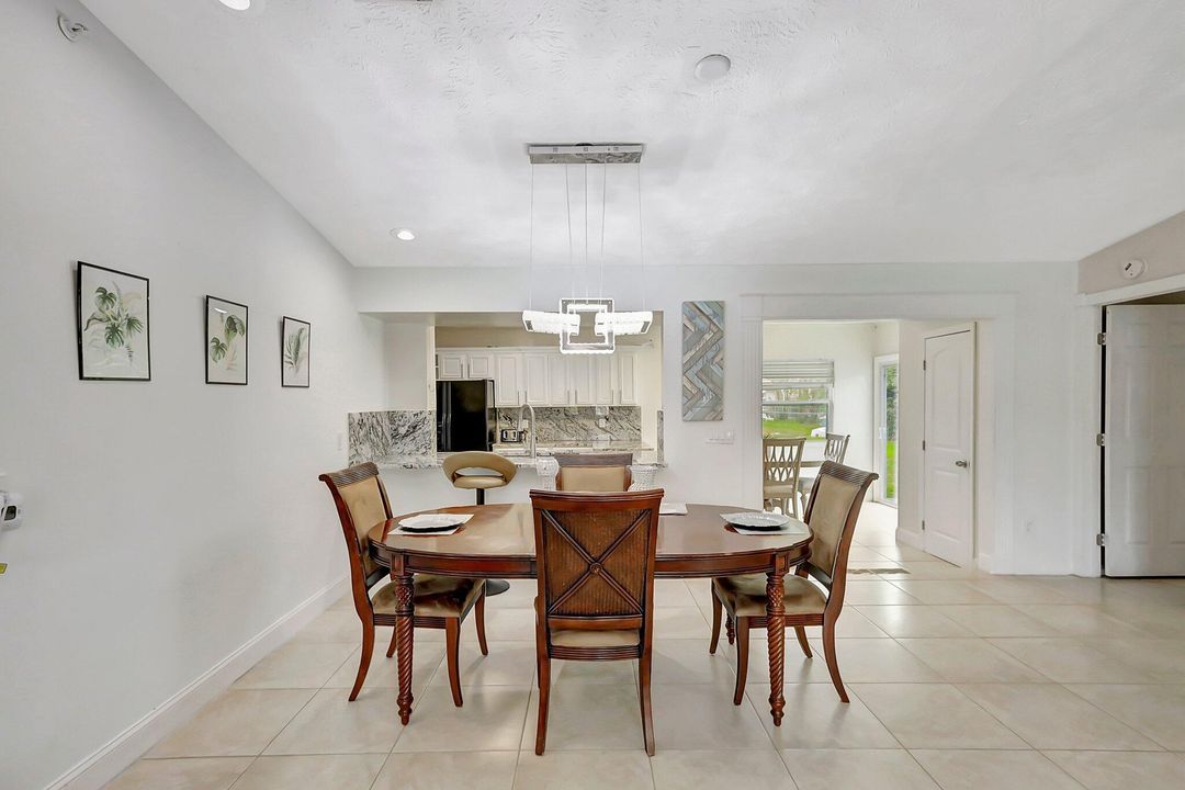 Activo con contrato: $349,900 (3 camas, 2 baños, 1580 Pies cuadrados)