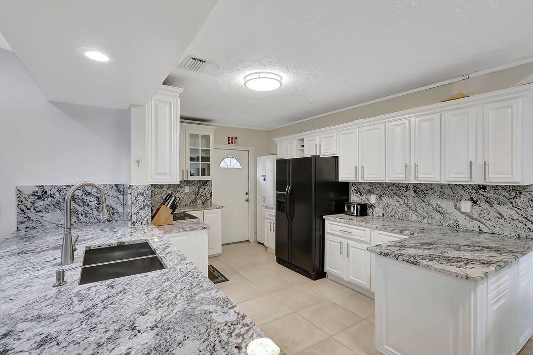 Activo con contrato: $349,900 (3 camas, 2 baños, 1580 Pies cuadrados)