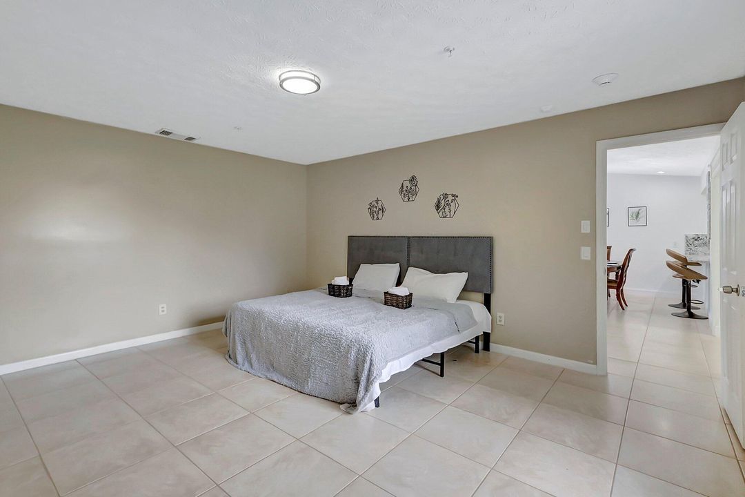 Activo con contrato: $349,900 (3 camas, 2 baños, 1580 Pies cuadrados)