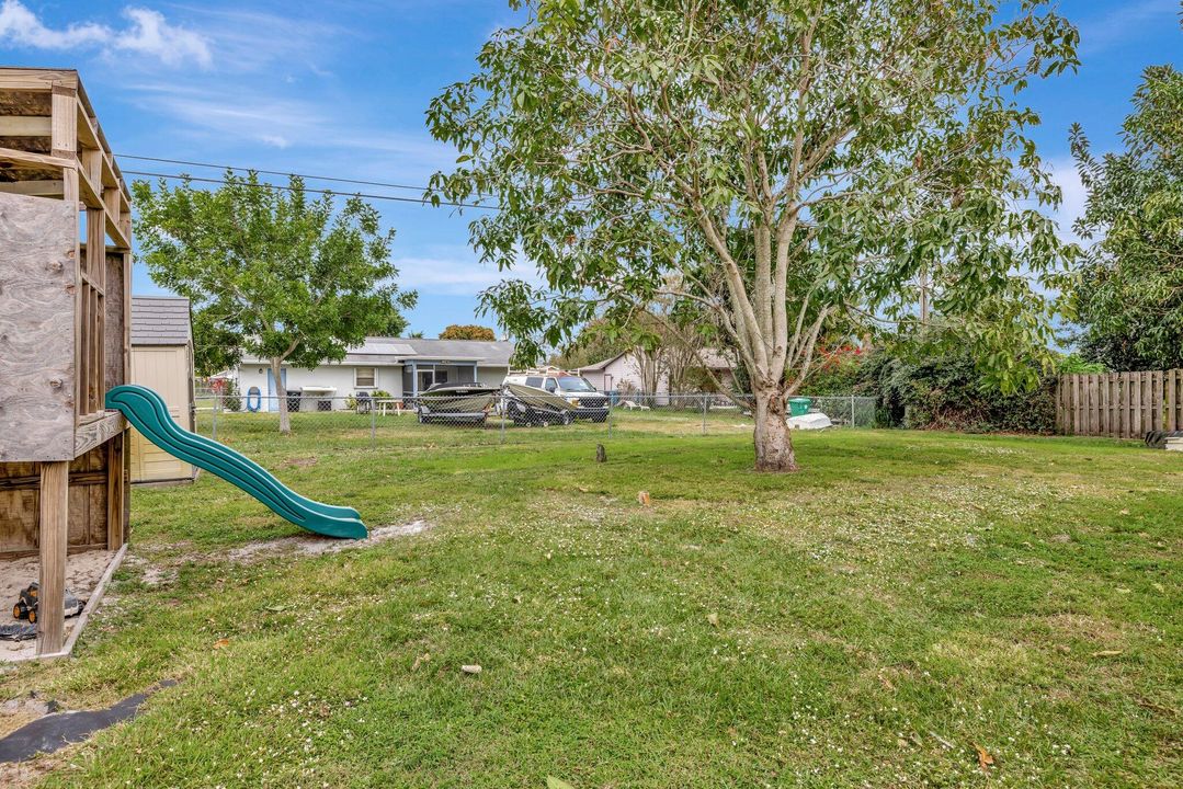 Activo con contrato: $349,900 (3 camas, 2 baños, 1580 Pies cuadrados)