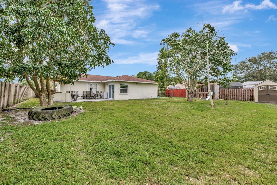 Activo con contrato: $349,900 (3 camas, 2 baños, 1580 Pies cuadrados)