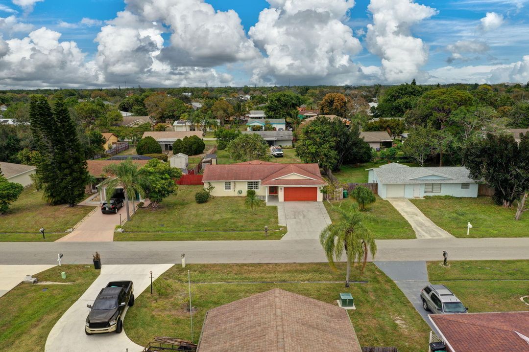 Activo con contrato: $349,900 (3 camas, 2 baños, 1580 Pies cuadrados)