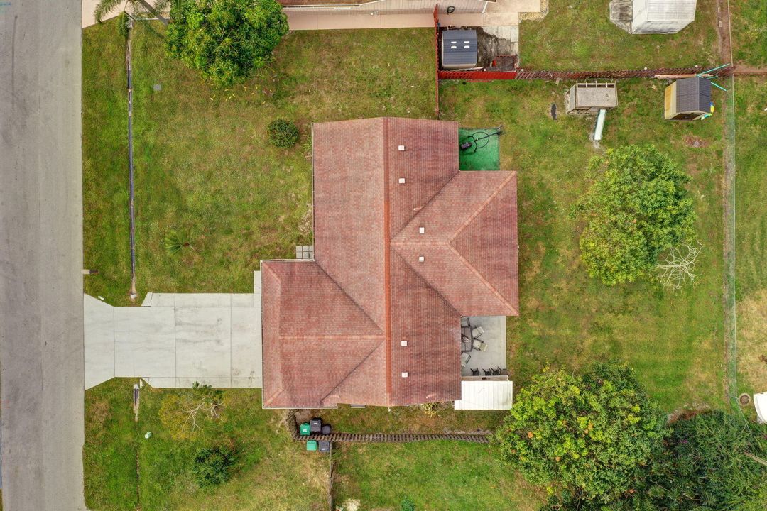 Activo con contrato: $349,900 (3 camas, 2 baños, 1580 Pies cuadrados)