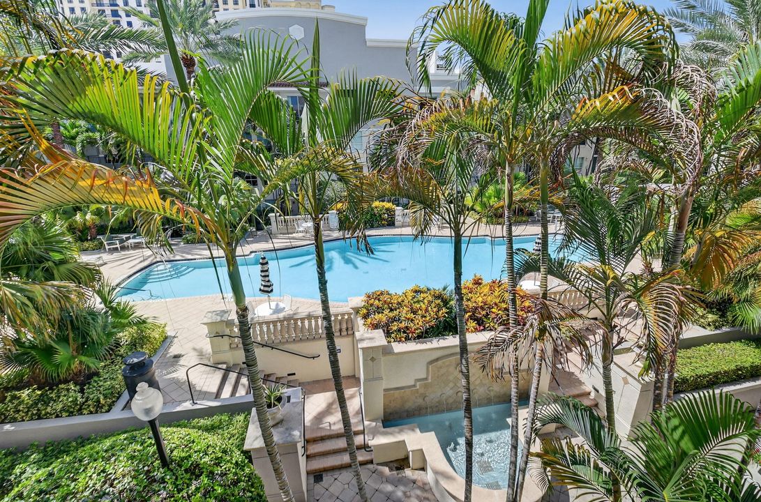 Recently Rented: $3,000 (1 beds, 1 baths, 762 Square Feet)