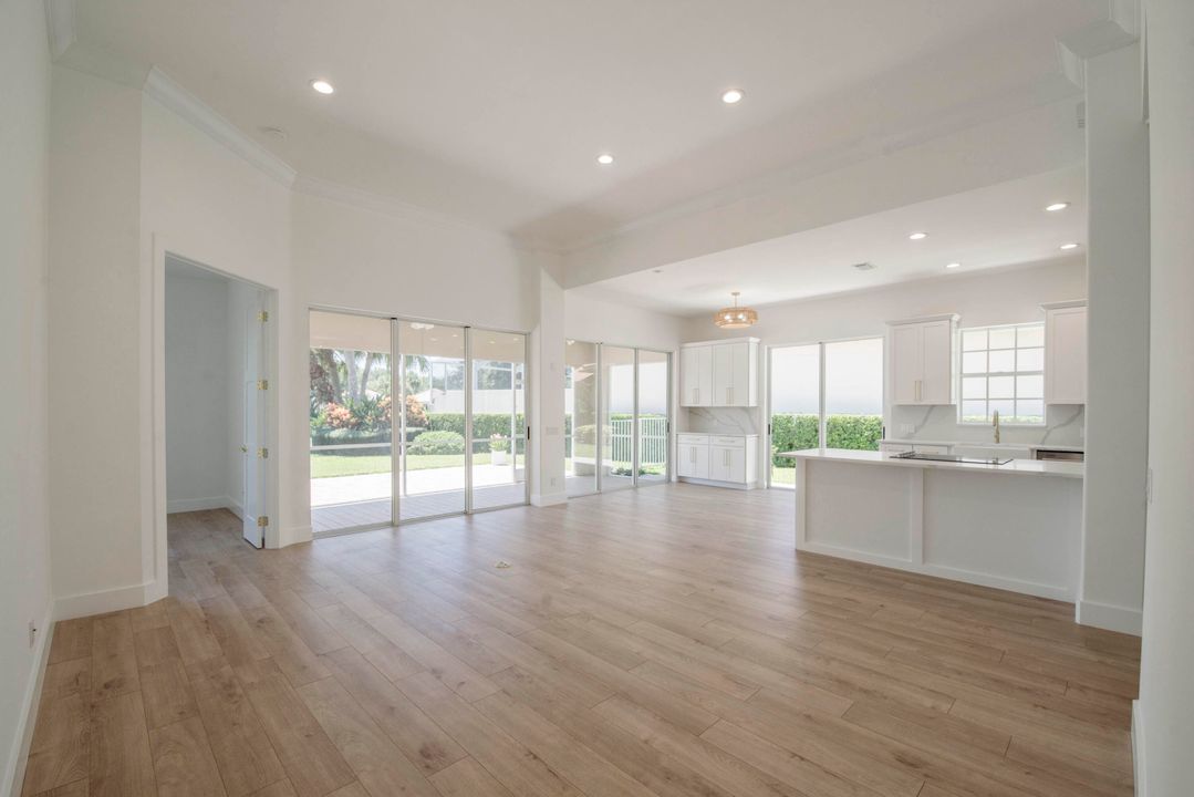 For Sale: $1,074,980 (3 beds, 2 baths, 1826 Square Feet)