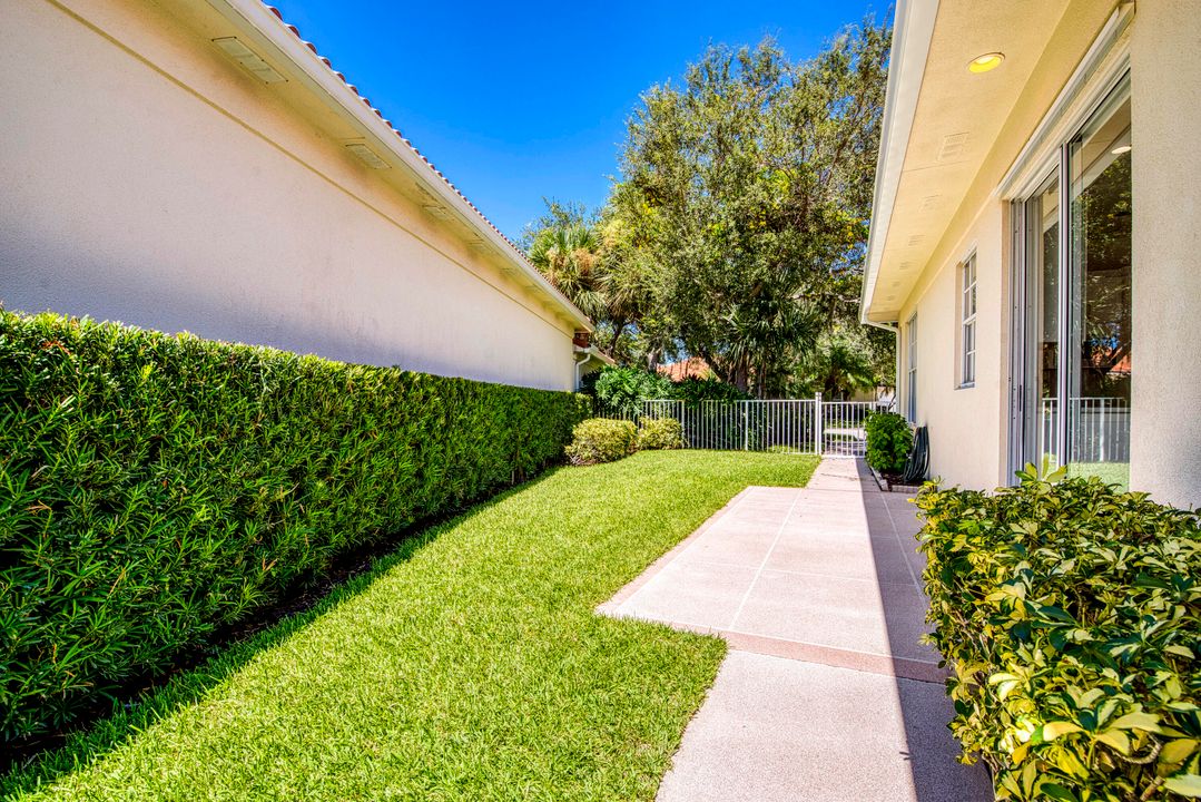 For Sale: $1,074,980 (3 beds, 2 baths, 1826 Square Feet)