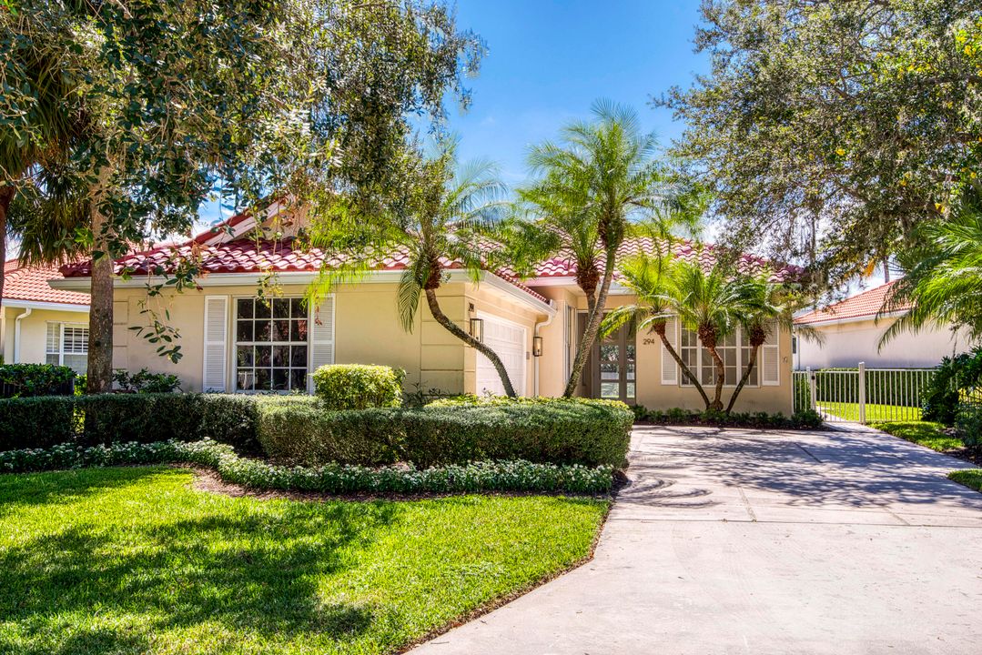 For Sale: $1,074,980 (3 beds, 2 baths, 1826 Square Feet)