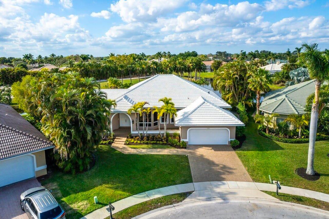 Active With Contract: $13,000 (4 beds, 3 baths, 2792 Square Feet)