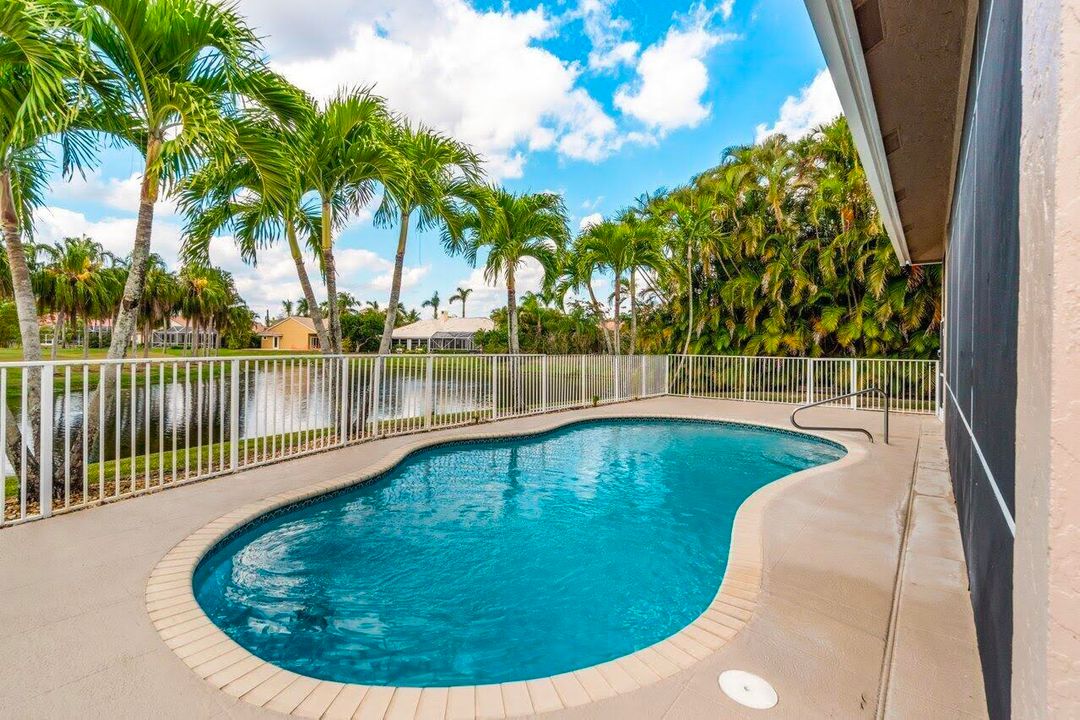 Active With Contract: $13,000 (4 beds, 3 baths, 2792 Square Feet)