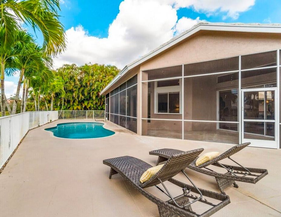 Active With Contract: $13,000 (4 beds, 3 baths, 2792 Square Feet)