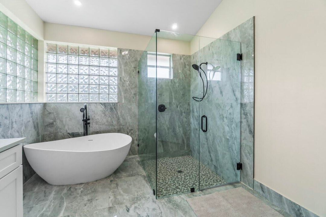 Active With Contract: $13,000 (4 beds, 3 baths, 2792 Square Feet)