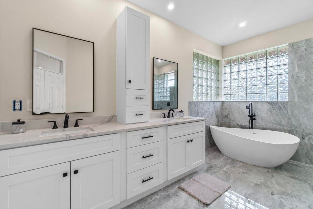 Active With Contract: $13,000 (4 beds, 3 baths, 2792 Square Feet)