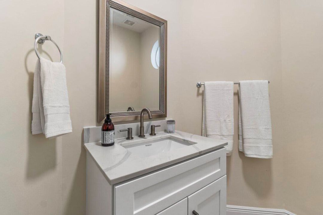 Active With Contract: $13,000 (4 beds, 3 baths, 2792 Square Feet)