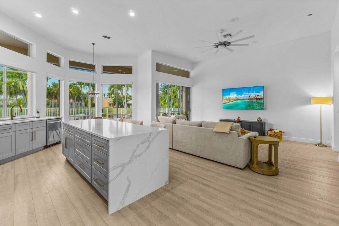 Active With Contract: $13,000 (4 beds, 3 baths, 2792 Square Feet)